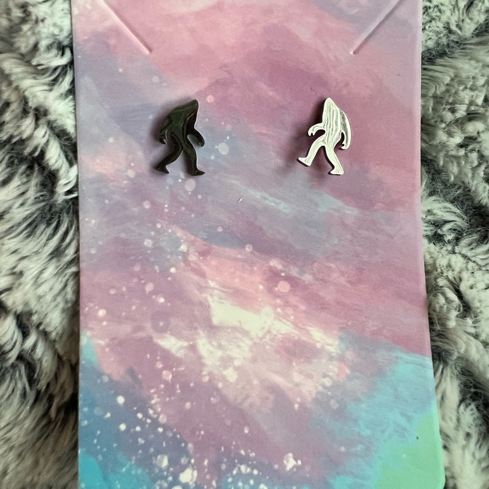 Bigfoot/Sasquach earrings